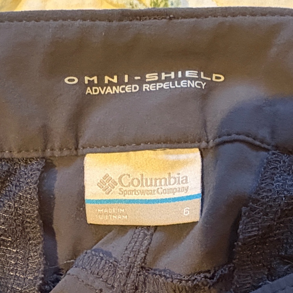 Columbia Dark Gray Outdoor Pants - Picture 2 of 8